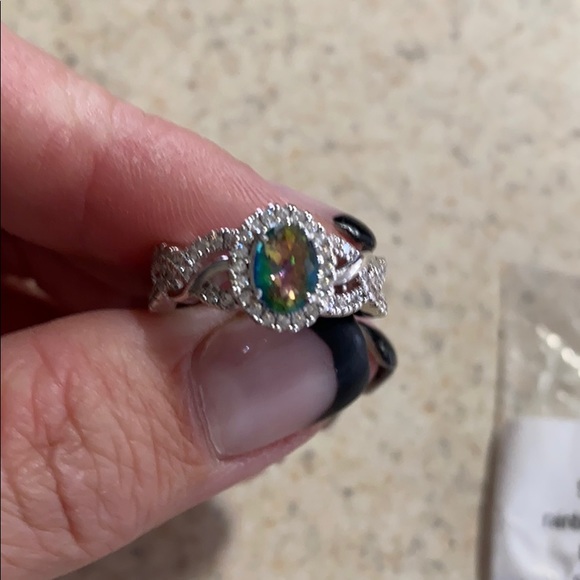 Ring - Picture 2 of 3